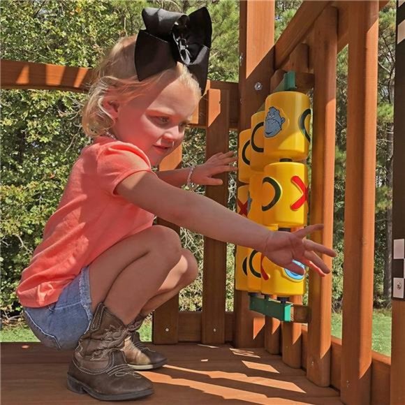 Gorilla Playsets 07-0010 Tic Tac Toe Spinner Activity Panel , Yellow - Picture 5 of 6